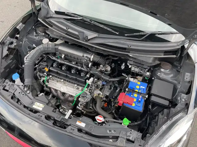 スズキ スイフト HYBRID RS 神奈川県 2020(令2)年 1.2万km スーパーブラックパール 純正８型ナビ/ワンセグ/Bluetooth/CD/DVD/USB/全周囲カメラ　/レーダークルーズコントロール　/シートヒーター　/コーナーセンサー　/ビルドインETC　/ドライブレコーダー　/LEDヘッドライト　/オートライト　/純正フロアマット　/純正アルミホイール/ドアバイザー/ABS/横滑り防止装置/衝突被害軽減システム/盗難防止装置/レーンキープアシスト