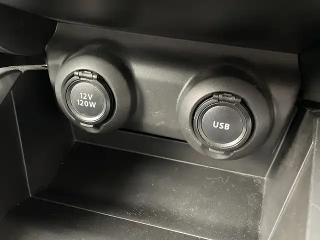 スズキ スイフト HYBRID RS 神奈川県 2020(令2)年 1.2万km スーパーブラックパール 純正８型ナビ/ワンセグ/Bluetooth/CD/DVD/USB/全周囲カメラ　/レーダークルーズコントロール　/シートヒーター　/コーナーセンサー　/ビルドインETC　/ドライブレコーダー　/LEDヘッドライト　/オートライト　/純正フロアマット　/純正アルミホイール/ドアバイザー/ABS/横滑り防止装置/衝突被害軽減システム/盗難防止装置/レーンキープアシスト