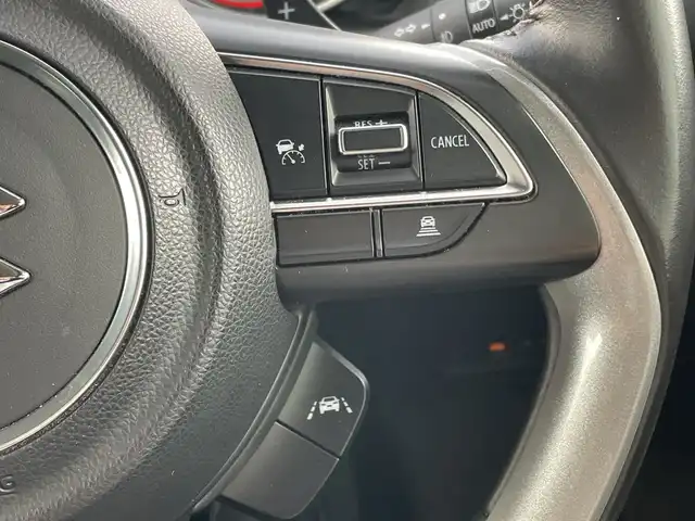 スズキ スイフト HYBRID RS 神奈川県 2020(令2)年 1.2万km スーパーブラックパール 純正８型ナビ/ワンセグ/Bluetooth/CD/DVD/USB/全周囲カメラ　/レーダークルーズコントロール　/シートヒーター　/コーナーセンサー　/ビルドインETC　/ドライブレコーダー　/LEDヘッドライト　/オートライト　/純正フロアマット　/純正アルミホイール/ドアバイザー/ABS/横滑り防止装置/衝突被害軽減システム/盗難防止装置/レーンキープアシスト