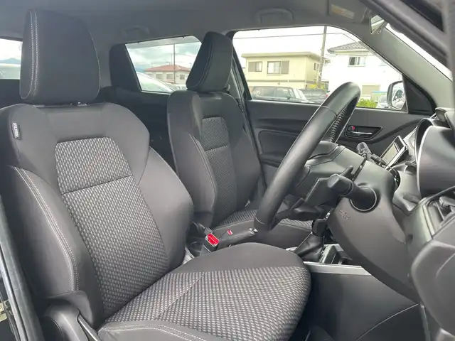 スズキ スイフト HYBRID RS 神奈川県 2020(令2)年 1.2万km スーパーブラックパール 純正８型ナビ/ワンセグ/Bluetooth/CD/DVD/USB/全周囲カメラ　/レーダークルーズコントロール　/シートヒーター　/コーナーセンサー　/ビルドインETC　/ドライブレコーダー　/LEDヘッドライト　/オートライト　/純正フロアマット　/純正アルミホイール/ドアバイザー/ABS/横滑り防止装置/衝突被害軽減システム/盗難防止装置/レーンキープアシスト