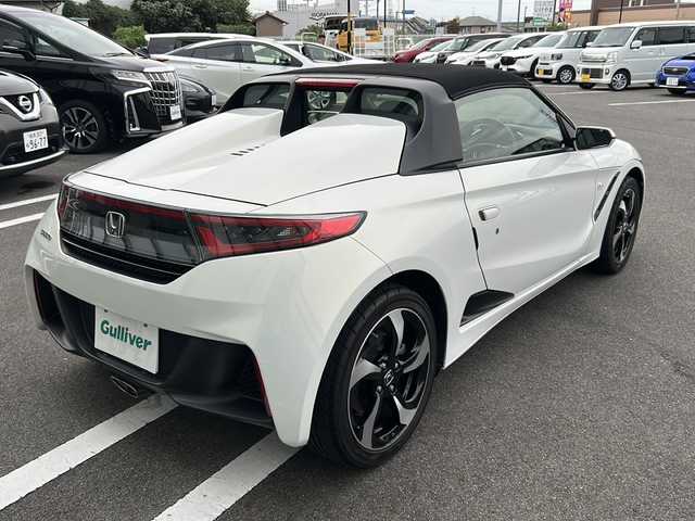 ホンダ Ｓ６６０ α 岐阜県 2016(平28)年 3.3万km プレミアムスターホワイトパール 登録時走行距離32540km/社外ポータブルナビ/６速ＭＴ/ハーフレザーシート/ドライブレコーダー/純正フロアマット/純正アルミホイール/ＵＳＢ/ＥＴＣ/ＨＤＭＩ/ＬＥＤヘッドライト/オートライト/電動格納ミラー/プッシュスタート/スマートキー/スペアキー/クルーズコントロール/オートエアコン/ABS/横滑り防止装置/エアバッグ