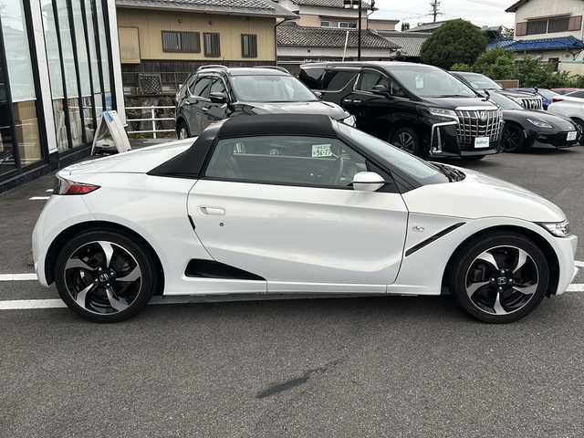 ホンダ Ｓ６６０ α 岐阜県 2016(平28)年 3.3万km プレミアムスターホワイトパール 登録時走行距離32540km/社外ポータブルナビ/６速ＭＴ/ハーフレザーシート/ドライブレコーダー/純正フロアマット/純正アルミホイール/ＵＳＢ/ＥＴＣ/ＨＤＭＩ/ＬＥＤヘッドライト/オートライト/電動格納ミラー/プッシュスタート/スマートキー/スペアキー/クルーズコントロール/オートエアコン/ABS/横滑り防止装置/エアバッグ