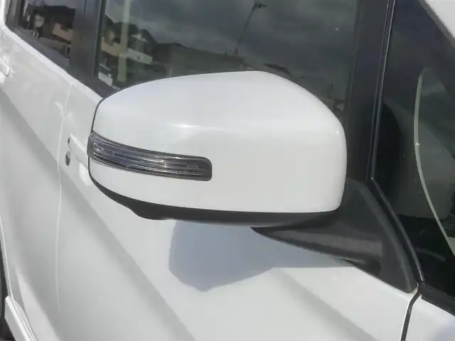 日産 デイズ ハイウェイスターG ターボ 埼玉県 2015(平27)年 9.8万km ホワイトパール (株)IDOMが運営する【じしゃロン鳩ヶ谷店】の自社ローン専用車両になりますこちらは現金またはオートローンご利用時の価格です。自社ローンご希望の方は別途その旨お申付け下さい/登録時97202km/純正SDナビ(品番:MC315D-W)/フルセグTV/全周囲カメラ/アイドリングストップ/プッシュスタート/ETC/スマートキー/スペアキー1本/フロントドライブレコーダー/純正フロアマット/純正15インチAW/横滑り防止システム/衝突被害軽減システム/オートハイビーム/オートライト/ベンチシート
