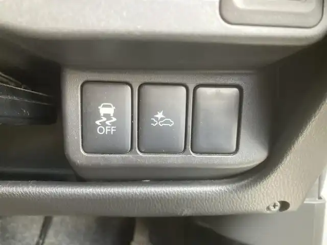 日産 デイズ ハイウェイスターG ターボ 埼玉県 2015(平27)年 9.8万km ホワイトパール (株)IDOMが運営する【じしゃロン鳩ヶ谷店】の自社ローン専用車両になりますこちらは現金またはオートローンご利用時の価格です。自社ローンご希望の方は別途その旨お申付け下さい/登録時97202km/純正SDナビ(品番:MC315D-W)/フルセグTV/全周囲カメラ/アイドリングストップ/プッシュスタート/ETC/スマートキー/スペアキー1本/フロントドライブレコーダー/純正フロアマット/純正15インチAW/横滑り防止システム/衝突被害軽減システム/オートハイビーム/オートライト/ベンチシート