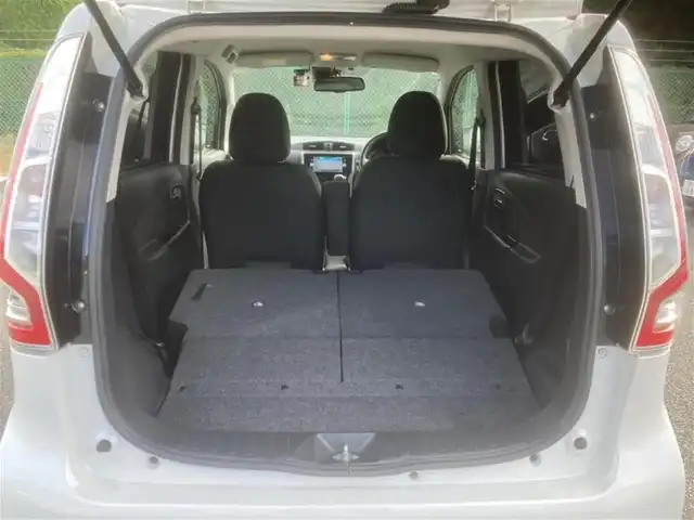 日産 デイズ ハイウェイスターG ターボ 埼玉県 2015(平27)年 9.8万km ホワイトパール (株)IDOMが運営する【じしゃロン鳩ヶ谷店】の自社ローン対象車両になります。こちらは現金ご利用時の価格です。自社ローンご希望の方は別途その旨お申付け下さい。/登録時97202km/純正SDナビ(品番:MC315D-W)/フルセグTV/全周囲カメラ/アイドリングストップ/プッシュスタート/ETC/スマートキー/スペアキー1本/フロントドライブレコーダー/純正フロアマット/純正15インチAW/横滑り防止システム/衝突被害軽減システム/オートハイビーム/オートライト/ベンチシート