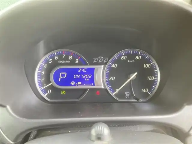 日産 デイズ ハイウェイスターG ターボ 埼玉県 2015(平27)年 9.8万km ホワイトパール (株)IDOMが運営する【じしゃロン鳩ヶ谷店】の自社ローン対象車両になります。こちらは現金ご利用時の価格です。自社ローンご希望の方は別途その旨お申付け下さい。/登録時97202km/純正SDナビ(品番:MC315D-W)/フルセグTV/全周囲カメラ/アイドリングストップ/プッシュスタート/ETC/スマートキー/スペアキー1本/フロントドライブレコーダー/純正フロアマット/純正15インチAW/横滑り防止システム/衝突被害軽減システム/オートハイビーム/オートライト/ベンチシート