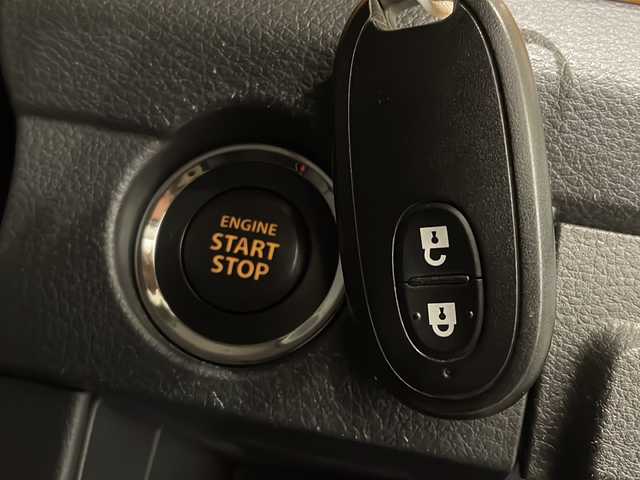 スズキ ハスラー G 新潟県 2018(平30)年 2.2万km アクティブイエロー/ブラック2トーンルーフ ワンオーナー/4WD/レーダーブレーキサポート/社外ＣＤオーディオ/シートヒーター/スマートキー/純正15インチアルミホイール/ダウンヒルアシスト/オートエアコン/純正ラバーフロアマット/ドアバイザー/保証書/取扱説明書/スペアキー