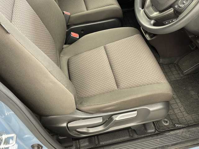 ホンダ フリード ハイブリット G ホンダセンシング 兵庫県 2020(令2)年 4.8万km シーグラスブルーパール ・純正ナビ/Bluetooth/CD/DVD/USB/・バックカメラ/・ホンダセンシング/・衝突軽減ブレーキ/・レーンディバーチャーアラート/・レーンキープアシスト/・レーダークルーズコントロール/・横滑り防止装置/・コーナーセンサー/・両側パワースライドドア/・ステアリングリモコン/・オートワイパー/・純正フロアマット/・シートヒーター/・ロールサンシェード/・LEDヘッドライト/・W＋サイドエアバッグ/・純正前方ドライブレコーダー/・ビルトインETC/・プッシュスタートボタン/・スマートキー/・スペアキー