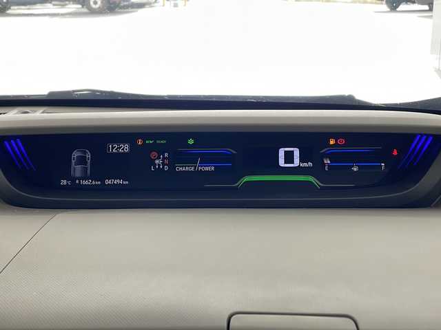 ホンダ フリード ハイブリット G ホンダセンシング 兵庫県 2020(令2)年 4.8万km シーグラスブルーパール ・純正ナビ/Bluetooth/CD/DVD/USB/・バックカメラ/・ホンダセンシング/・衝突軽減ブレーキ/・レーンディバーチャーアラート/・レーンキープアシスト/・レーダークルーズコントロール/・横滑り防止装置/・コーナーセンサー/・両側パワースライドドア/・ステアリングリモコン/・オートワイパー/・純正フロアマット/・シートヒーター/・ロールサンシェード/・LEDヘッドライト/・W＋サイドエアバッグ/・純正前方ドライブレコーダー/・ビルトインETC/・プッシュスタートボタン/・スマートキー/・スペアキー