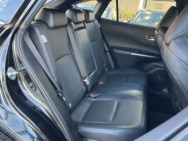 トヨタ ハリアー ハイブリッド Z レザーパッケージ 広島県 2020(令2)年 6.9万km プレシャスブラックパール モデリスタエアロ（F/S/R）/トヨタセーフティセンス/・プリクラッシュセーフティ/・レーンディパーチャーアラート/・LTA/・先行車発進告知/・RSA/・レーダークルーズコントロール/クリアランスソナー/HUD/BSM/RCTA/デジタルインナーミラー/パワーバックドア/JBLプレミアムサウンド/純正12.3インチナビ/・フルセグ/Bluetooth/USB/パノラミックビューモニター/ステアリングヒーター/革巻きステアリング/ステアリングスイッチ/黒革シート/シートヒーター/ベンチレーション/パワーシート/シートメモリー/ETC2.0/純正ドアバイザー/社外19インチアルミホイール/W+サイド+カーテンエアバック