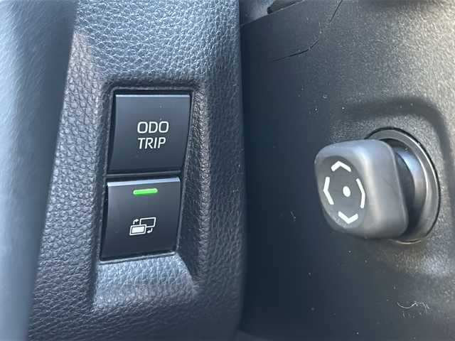 トヨタ ハリアー ハイブリッド Z レザーパッケージ 広島県 2020(令2)年 6.9万km プレシャスブラックパール モデリスタエアロ（F/S/R）/トヨタセーフティセンス/・プリクラッシュセーフティ/・レーンディパーチャーアラート/・LTA/・先行車発進告知/・RSA/・レーダークルーズコントロール/クリアランスソナー/HUD/BSM/RCTA/デジタルインナーミラー/パワーバックドア/JBLプレミアムサウンド/純正12.3インチナビ/・フルセグ/Bluetooth/USB/パノラミックビューモニター/ステアリングヒーター/革巻きステアリング/ステアリングスイッチ/黒革シート/シートヒーター/ベンチレーション/パワーシート/シートメモリー/ETC2.0/純正ドアバイザー/社外19インチアルミホイール/W+サイド+カーテンエアバック