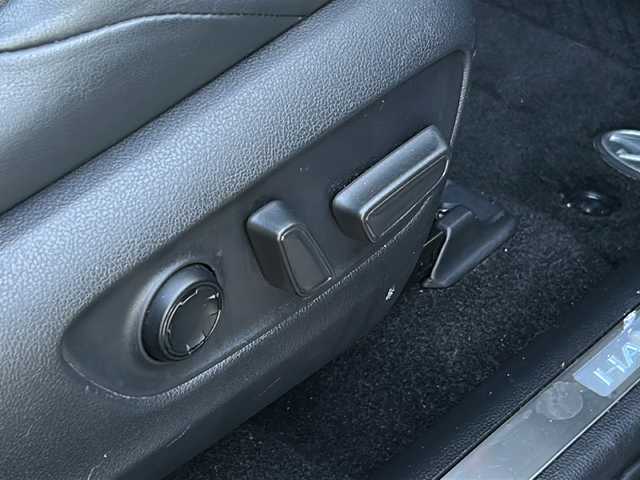 トヨタ ハリアー ハイブリッド Z レザーパッケージ 広島県 2020(令2)年 6.9万km プレシャスブラックパール モデリスタエアロ（F/S/R）/トヨタセーフティセンス/・プリクラッシュセーフティ/・レーンディパーチャーアラート/・LTA/・先行車発進告知/・RSA/・レーダークルーズコントロール/クリアランスソナー/HUD/BSM/RCTA/デジタルインナーミラー/パワーバックドア/JBLプレミアムサウンド/純正12.3インチナビ/・フルセグ/Bluetooth/USB/パノラミックビューモニター/ステアリングヒーター/革巻きステアリング/ステアリングスイッチ/黒革シート/シートヒーター/ベンチレーション/パワーシート/シートメモリー/ETC2.0/純正ドアバイザー/社外19インチアルミホイール/W+サイド+カーテンエアバック