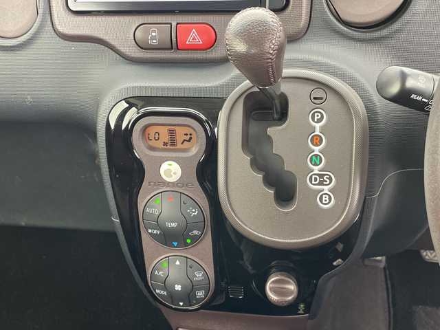 トヨタ ポルテ G 愛知県 2013(平25)年 6.4万km ライトブルーマイカメタリック 純正ナビ/バックカメラ/片側パワースライド/ＥＴＣ/フルセグ/CD DVD/Bluetooth/ステアリングスイッチ/スマートキー/プッシュスタート