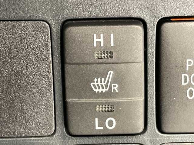 トヨタ ポルテ G 愛知県 2013(平25)年 6.4万km ライトブルーマイカメタリック 純正ナビ/バックカメラ/片側パワースライド/ＥＴＣ/フルセグ/CD DVD/Bluetooth/ステアリングスイッチ/スマートキー/プッシュスタート