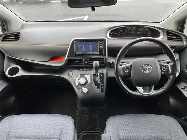 トヨタ シエンタ G 島根県 2017(平29)年 9.7万km ブラックマイカ 登録時走行距離96125km/保証書/取扱説明書/純正ナビ/Bluetooth・TV・FM・AM/HDMI外部入力/両側パワースライドドア/オートマチックハイビーム/純正LEDヘッドライト/レベライザー/ウィンカーミラー/エンジンスターター/ETC