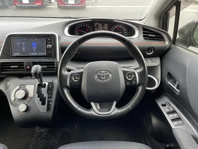 トヨタ シエンタ G 島根県 2017(平29)年 9.7万km ブラックマイカ 登録時走行距離96125km/保証書/取扱説明書/純正ナビ/Bluetooth・TV・FM・AM/HDMI外部入力/両側パワースライドドア/オートマチックハイビーム/純正LEDヘッドライト/レベライザー/ウィンカーミラー/エンジンスターター/ETC