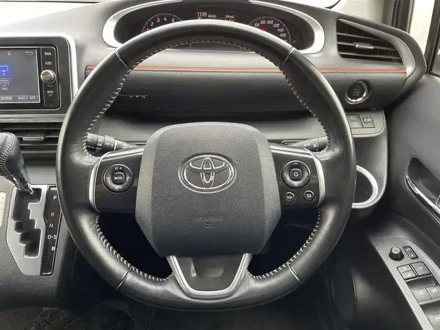 トヨタ シエンタ G 島根県 2017(平29)年 9.7万km ブラックマイカ 登録時走行距離96125km/保証書/取扱説明書/純正ナビ/Bluetooth・TV・FM・AM/HDMI外部入力/両側パワースライドドア/オートマチックハイビーム/純正LEDヘッドライト/レベライザー/ウィンカーミラー/エンジンスターター/ETC