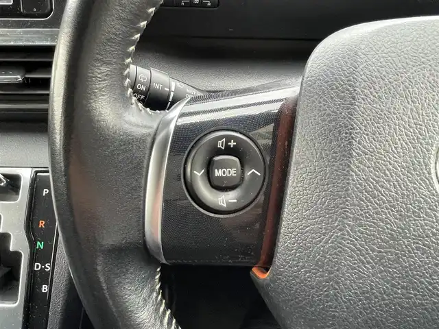 トヨタ シエンタ G 島根県 2017(平29)年 9.7万km ブラックマイカ 登録時走行距離96125km/保証書/取扱説明書/純正ナビ/Bluetooth・TV・FM・AM/HDMI外部入力/両側パワースライドドア/オートマチックハイビーム/純正LEDヘッドライト/レベライザー/ウィンカーミラー/エンジンスターター/ETC