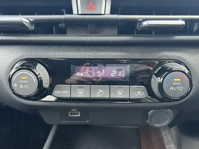 日産 オーラ G 島根県 2022(令4)年 4.8万km ピュアホワイトパール 登録時走行距離47265km/保証書/取説/純正9インチナビ/Bluetooth/フルセグ/radio/SD/HDMI/全周囲カメラ/プッシュスタート/インテリジェントルームミラー/ブラインドスポットモニター/LEDヘッドライト/オートライト/オートマチックハイビーム/フォグライト/スマートキー/スペアキー/純正17インチアルミホイール/ETC