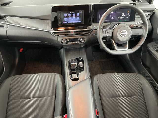 日産 ノート X FOUR 道央・札幌 2022(令4)年 7.1万km スーパーブラック ・4WD/ワンオーナー/・純正ディスプレイオーディオ  USB/BT/・バックカメラ/・純正エンジンスターター/・エマージェンシーブレーキ/・レーンキープアシスト/・電動パーキング/・オートマチックハイビーム/・ステアリングヒーター/・シートヒーター/・ドアバイザー/・スマートキー/・スペアキー/・冬タイヤ純正スチールホイール積込/・電動格納ミラー/・ウィンカーミラー/・LEDオートライト/・プッシュスタート