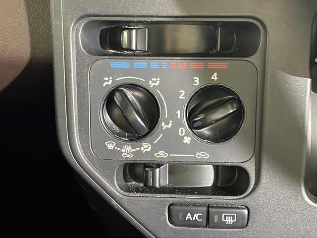 トヨタ ルーミー X S 沖縄県 2016(平28)年 4.9万km プラムブラウンパールクリスタルシャイン 県外仕入れ　/禁煙車　/純正９インチナビ　/　フルセグ　Bluetooth CD DVD/ビルトインＥＴＣ　/ドライブレコーダー　/シートヒーター　/ステアリングリモコン　/バックカメラ　/プッシュスタート　/ヘッドライトレベライザー