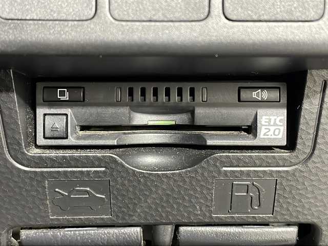 トヨタ ルーミー X S 沖縄県 2016(平28)年 4.9万km プラムブラウンパールクリスタルシャイン 県外仕入れ　/禁煙車　/純正９インチナビ　/　フルセグ　Bluetooth CD DVD/ビルトインＥＴＣ　/ドライブレコーダー　/シートヒーター　/ステアリングリモコン　/バックカメラ　/プッシュスタート　/ヘッドライトレベライザー