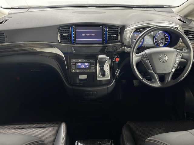 日産 エルグランド 250ハイウェイスターS 広島県 2019(平31)年 3.5万km ファントムブラック 純正8型ナビ/純正フリップダウンモニター/両側パワースライドドア/バックカメラ/オットマン/インテリジェントクルーズコントロール/エマージェンシーブレーキ/車線逸脱抑制/ハイビームアシスト/前後ソナー/踏み間違い衝突防止アシスト/LEDヘッドランプ/純正18インチAW/ETC/ドライブレコーダー