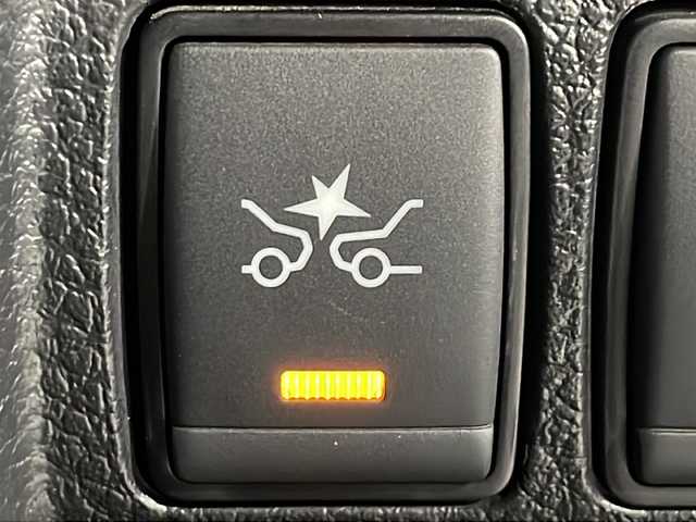 日産 エルグランド 250ハイウェイスターS 広島県 2019(平31)年 3.5万km ファントムブラック 純正8型ナビ/純正フリップダウンモニター/両側パワースライドドア/バックカメラ/オットマン/インテリジェントクルーズコントロール/エマージェンシーブレーキ/車線逸脱抑制/ハイビームアシスト/前後ソナー/踏み間違い衝突防止アシスト/LEDヘッドランプ/純正18インチAW/ETC/ドライブレコーダー