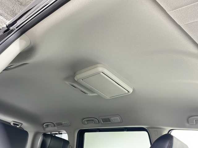 日産 エルグランド 250ハイウェイスターS 広島県 2019(平31)年 3.5万km ファントムブラック 純正8型ナビ/純正フリップダウンモニター/両側パワースライドドア/バックカメラ/オットマン/インテリジェントクルーズコントロール/エマージェンシーブレーキ/車線逸脱抑制/ハイビームアシスト/前後ソナー/踏み間違い衝突防止アシスト/LEDヘッドランプ/純正18インチAW/ETC/ドライブレコーダー