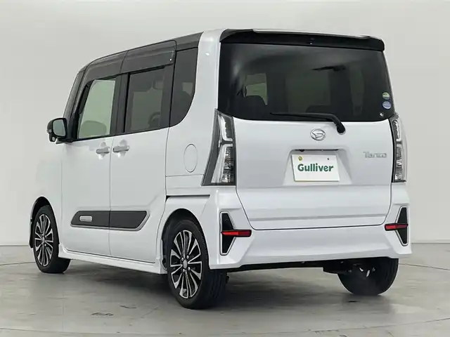 ダイハツ タント カスタム RS セレクション 群馬県 2020(令2)年 1.9万km ブラックマイカメタリック/シャイニングホワイトパール 純正9インチナビ（Bluetooth/フルセグ/SD/DVD/CD）　全周囲カメラ　アダプティブクルーズコントロール　レーンキープコントロール　前席シートヒーター　ETC　両側パワースライドドア　プッシュスタート　スマートキー　スマートアシスト（衝突回避支援ブレーキ/衝突警報機能/車線逸脱警報機能/車線逸脱抑制制御機能/ブレーキ制御/先行車発進お知らせ機能/オートハイビーム/コーナーセンサー/標識認識機能）