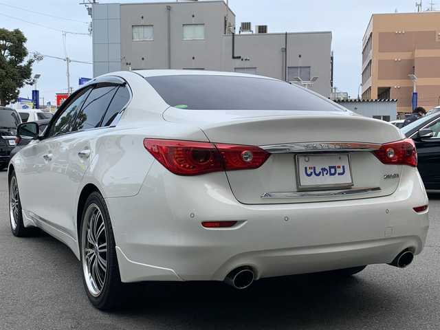 日産 スカイライン 200GT－t タイプP 佐賀県 2015(平27)年 12万km クリスタルホワイトパール (株)IDOMが運営する【じしゃロン佐賀店】の自社ローン専用車両になりますこちらは現金またはオートローンご利用時の価格です。自社ローンご希望の方は別途その旨お申付け下さい/プッシュスタート/純正ナビ/　・AM/FM/　・CD/DVD/　・TV（フルセグ）/　・Bluetooth/　・USB/AUX/iPod/アラウンドビューモニター/ビルトインETC/クルーズコントロール/コーナーセンサー/横滑り防止装置/アイドリングストップ/前席パワーシート/　　　　 シートヒーター/レザーシート/メモリーシート/電動格納ミラー