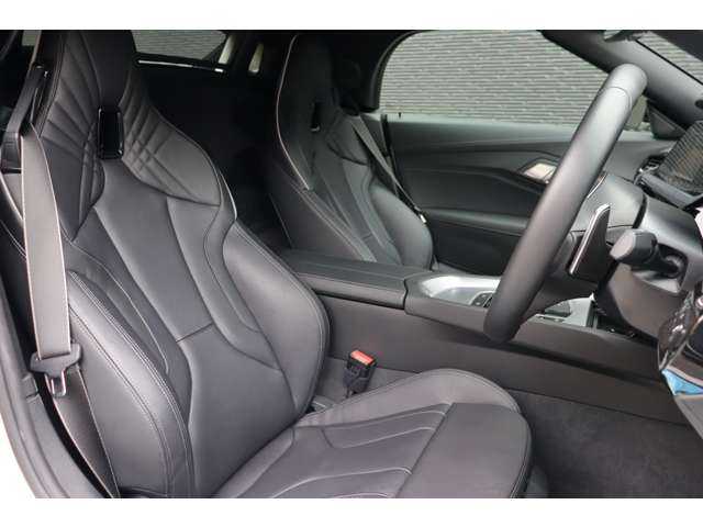 ＢＭＷ Ｚ４ M40i 大分県 2022(令4)年 0.3万km アルピンホワイトⅢ ワンオーナー/アダプティブクルーズコントロール/ブラインドスポットモニター/ヘッドアップディスプレイ/黒革シート/シートヒーター/純正ナビ/ApplecarPlay/androidauto/バックカメラ/Bluetooth/ワイヤレス充電/LEDヘッドライト/オートハイビーム/前後コーナーセンサー/ステアリングスイッチ/パドルシフト/全方位ドライブレコーダー/純正19インチアルミホイール/ミラー一体型ETC/取扱説明書/保証書/スペアキー×1
