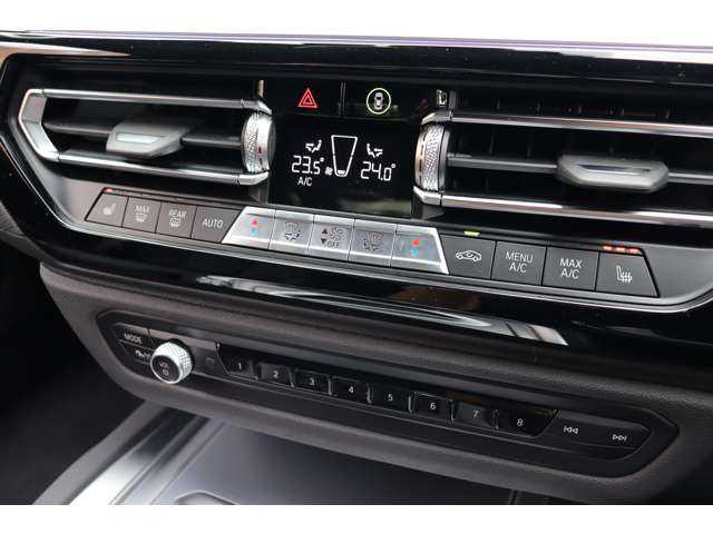 ＢＭＷ Ｚ４ M40i 大分県 2022(令4)年 0.3万km アルピンホワイトⅢ ワンオーナー/アダプティブクルーズコントロール/ブラインドスポットモニター/ヘッドアップディスプレイ/黒革シート/シートヒーター/純正ナビ/ApplecarPlay/androidauto/バックカメラ/Bluetooth/ワイヤレス充電/LEDヘッドライト/オートハイビーム/前後コーナーセンサー/ステアリングスイッチ/パドルシフト/全方位ドライブレコーダー/純正19インチアルミホイール/ミラー一体型ETC/取扱説明書/保証書/スペアキー×1
