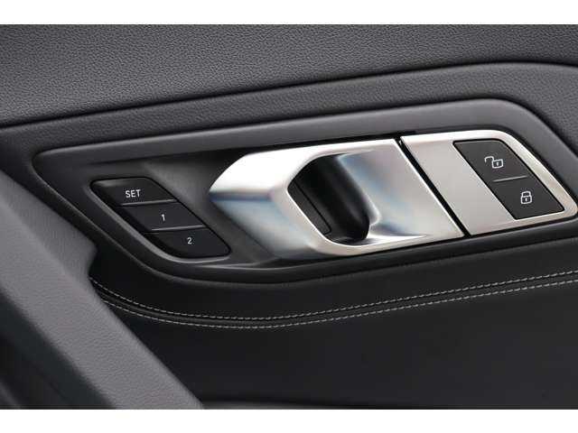 ＢＭＷ Ｚ４ M40i 大分県 2022(令4)年 0.3万km アルピンホワイトⅢ ワンオーナー/アダプティブクルーズコントロール/ブラインドスポットモニター/ヘッドアップディスプレイ/黒革シート/シートヒーター/純正ナビ/ApplecarPlay/androidauto/バックカメラ/Bluetooth/ワイヤレス充電/LEDヘッドライト/オートハイビーム/前後コーナーセンサー/ステアリングスイッチ/パドルシフト/全方位ドライブレコーダー/純正19インチアルミホイール/ミラー一体型ETC/取扱説明書/保証書/スペアキー×1