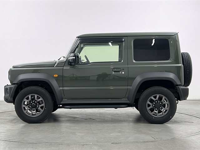 スズキ ジムニー シエラ JC 群馬県 2025(令7)年 0.2万km ジャングルグリーン アルパイン１１型ナビ　バックカメラ　クルーズコントロール　革調シートカバー　革巻きステアリング　３６０°ドラレコ　シートヒーター　ＬＥＤヘッドライト　フォグ　衝突被害軽減ブレーキ　スマートキー　禁煙