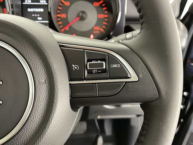 スズキ ジムニー XC 長野県 2025(令7)年 0.1万km未満 ブルーイッシュブラックパール3 4WD/大型グリルガード/LEDフォグ×２個/ルーフラック/リアラダー/1.5インチリフトアップキット（純正車内積載）/ブラウンキルティングレザーシートカバー/スペアタイヤハードカバー/METAL　ROCK１６インチビートリングホイール/TOYO　OPEN　COUNTRY　(185/85R/16)/クリアランスソナー/衝突被害軽減システム/レーンキープアシスト/LEDヘッドライト/シートヒーター（前席）/スマートキー/保証書/取扱説明書