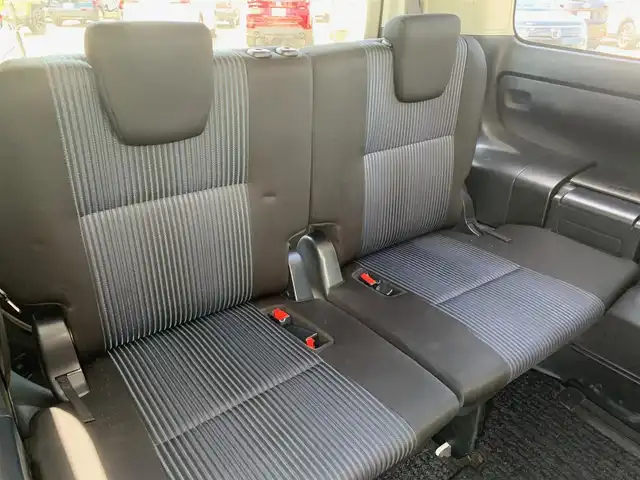 トヨタ ヴォクシー ZS 大阪府 2014(平26)年 7.1万km ホワイトパールクリスタルシャイン 純正１０インチナビ/   フルセグTV/CD/DVD/Bluetooth/バックモニター/後席モニター/片側パワースライドドア/アイドリングストップ/ステアリングスイッチ/純正フロアマット/プッシュスタート/スマートキー/ＥＴＣ　
