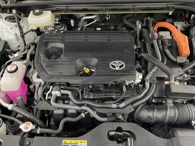トヨタ クラウン スポーツ Z 新潟県 2023(令5)年 1.2万km プレシャスホワイトパール 4WD/トヨタセーフティーセンス/純正ナビ/　　フルセグ/BT/Miracast/FM/AM/アラウンドビューモニター/パワーバックドア/レーダークルーズコントロール/LEDオートライト/オートマチックハイビーム/レザーシート/パワーシート/シートメモリー/シートヒーター/エアシート/純正インチアルミホイール/デジタルインナーミラー/ブラインドスポットモニター/ガラスルーフ/ステアリングスイッチ/TypeCポート/置くだけ充電/スマートキー/ビルトインETC2.0