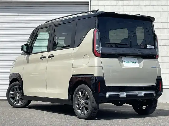 三菱 デリカミニ T プレミアム 道東・釧路十勝 2024(令6)年 0.4万km ベージュ 4WD/MI-PILOT/社外ナビ/地デジ/アラウンドビューモニター/デジタルインナーミラー/衝突軽減ブレーキ/ステアリングヒーター/シートヒーター /両側パワースライドドア/コーナーセンサー/ETC/LEDヘッドライト/フォグランプ/電子パーキング/オートホールド/レーダークルーズコントロール/パドルシフト/オートライト/ハーフレザーシート