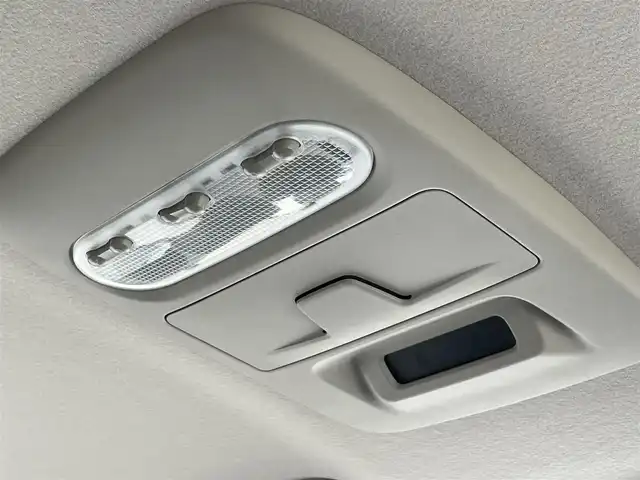 三菱 デリカミニ T プレミアム 道東・釧路十勝 2024(令6)年 0.4万km ベージュ 4WD/MI-PILOT/社外ナビ/地デジ/アラウンドビューモニター/デジタルインナーミラー/衝突軽減ブレーキ/ステアリングヒーター/シートヒーター /両側パワースライドドア/コーナーセンサー/ETC/LEDヘッドライト/フォグランプ/電子パーキング/オートホールド/レーダークルーズコントロール/パドルシフト/オートライト/ハーフレザーシート
