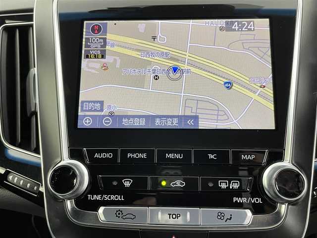 トヨタ クラウン ハイブリッド RS 千葉県 2018(平30)年 6.9万km プレシャスシルバー セーフティセンス　/純正メーカーナビ/・DVD CD再生機能/・Bluetooth接続/・フルセグTV/レーダークルーズコントロール　/レーンキープアシスト　/コーナーセンサー　/パーキングサポートブレーキ　/バックカメラ　/ロードサインアシスト/パワーシート/シートヒーター/ハンドルヒーター/LEDヘッドライト/ETC/シーケンシャルウィンカー/ステアリングリモコン