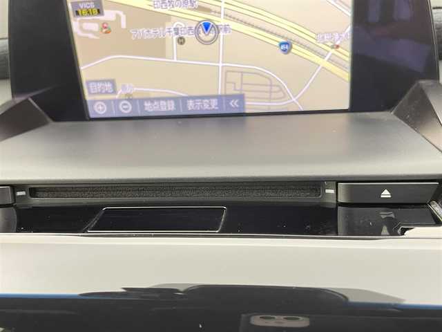 トヨタ クラウン ハイブリッド RS 千葉県 2018(平30)年 6.9万km プレシャスシルバー セーフティセンス　/純正メーカーナビ/・DVD CD再生機能/・Bluetooth接続/・フルセグTV/レーダークルーズコントロール　/レーンキープアシスト　/コーナーセンサー　/パーキングサポートブレーキ　/バックカメラ　/ロードサインアシスト/パワーシート/シートヒーター/ハンドルヒーター/LEDヘッドライト/ETC/シーケンシャルウィンカー/ステアリングリモコン