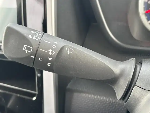 トヨタ ルーミー カスタムG 奈良県 2020(令2)年 3.2万km パールホワイトⅢ 両側パワースライドドア/純正ナビ(フルセグTV/CD/AM・FM/BT)/バックカメラ/ビルトインETC/前方ドラレコ/クルーズコントロール/オートブレーキホールド/後席サンシェード/アイドリングストップ機能/LEDヘッドライト/純正14インチアルミホイール/純正フロアマット/スペアキー