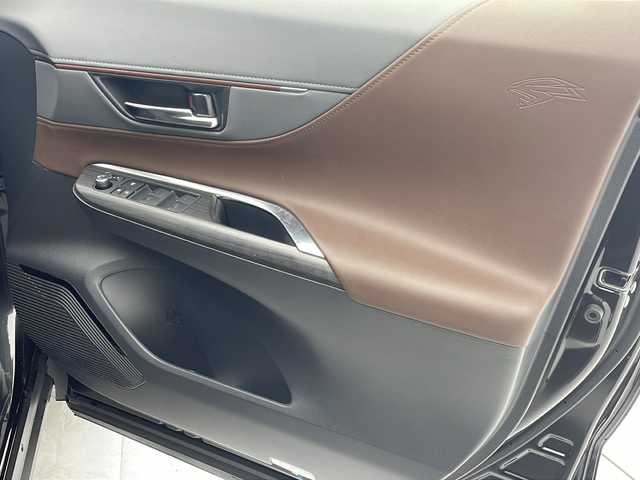 トヨタ ハリアー Z 沖縄県 2020(令2)年 6.5万km プレシャスブラックパール 純正１２．３型ナビ　/　(フルセTV　Bluetooth　FM/AM)/ＪＢＬサウンド　/アラウンドビューモニター　/ＬＥＤヘッドライト　/レーダークルーズコントロール　/パワーバックドア　/パワーシート　/ハーフレザーシート/純正15インチアルミホイール/プッシュスタート/スマートキー/スペアキー　/ETC2.0