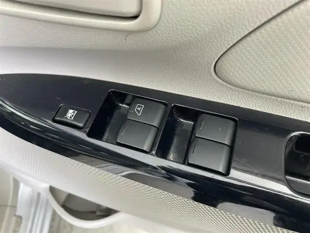 日産 デイズ J 富山県 2016(平28)年 6万km クールシルバー 純正ナビ（AM/FM/CD/AUX/BT）/フルセグTV/バックカメラ/社外AW付きスタッドレスタイヤ積込/衝突被害軽減ブレーキ/横滑り防止装置/ETC/リモコンキー/社外フロアマット/エアコン