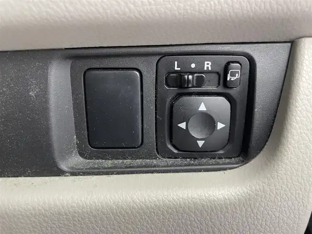 日産 デイズ J 富山県 2016(平28)年 6万km クールシルバー 純正ナビ（AM/FM/CD/AUX/BT）/フルセグTV/バックカメラ/社外AW付きスタッドレスタイヤ積込/衝突被害軽減ブレーキ/横滑り防止装置/ETC/リモコンキー/社外フロアマット/エアコン