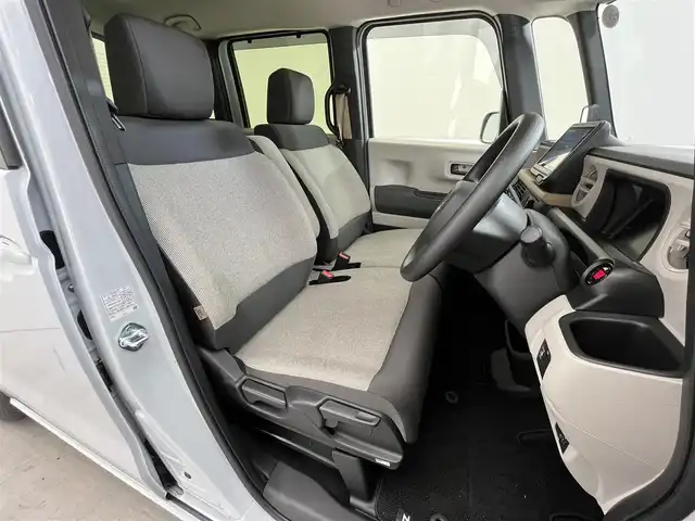 ホンダ Ｎ ＢＯＸ 滋賀県 2024(令6)年 0.4万km プレミアムサンライトホワイトパール 純正８インチナビ/（AM/FM/CD/DVD/フルセグTV/Bluetooth/USB）/バックカメラ/片側パワースライドドア/前席シートヒーター/前方ドライブレコーダー/追従型クルーズコントロール/LEDヘッドライト/電動パーキングブレーキ/ブレーキホールド/ステアリングスイッチ/ETC