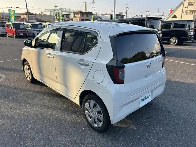 ダイハツ ミラ イース X SAⅢ 大阪府 2020(令2)年 3万km ホワイト 社外ナビ（Bluetooth/CD/iPod/AUX)/衝突被害軽減システム/横滑り防止装置/アイドリングストップ/コーナーセンサー/ドライブレコーダー/社外フロアマット/ETC