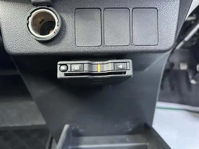 ダイハツ ミラ イース X SAⅢ 大阪府 2020(令2)年 3万km ホワイト 社外ナビ（Bluetooth/CD/iPod/AUX)/衝突被害軽減システム/横滑り防止装置/アイドリングストップ/コーナーセンサー/ドライブレコーダー/社外フロアマット/ETC