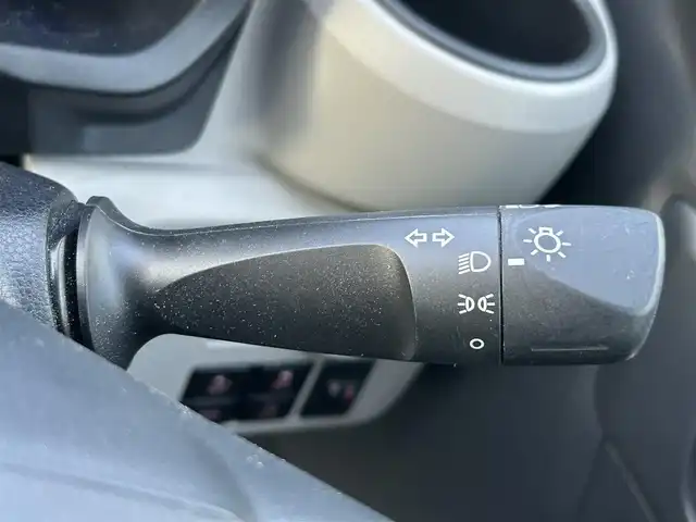 ダイハツ ミラ イース X SAⅢ 大阪府 2020(令2)年 3万km ホワイト 社外ナビ（Bluetooth/CD/iPod/AUX)/衝突被害軽減システム/横滑り防止装置/アイドリングストップ/コーナーセンサー/ドライブレコーダー/社外フロアマット/ETC